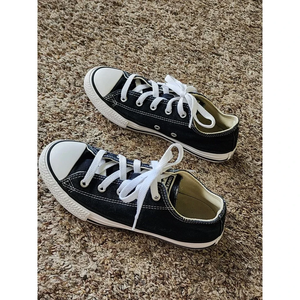 Converse Kids Chuck Taylor All Star Low Top Black Canvas Size 2.5 3J128